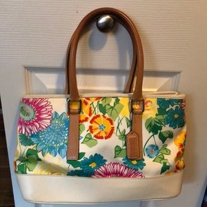 Vintage coach floral handbag